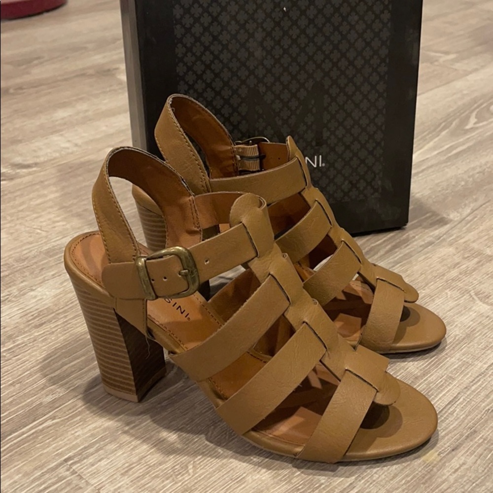 Women’s pump sandal